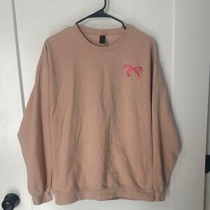 Gildan Beige Sweatshirt